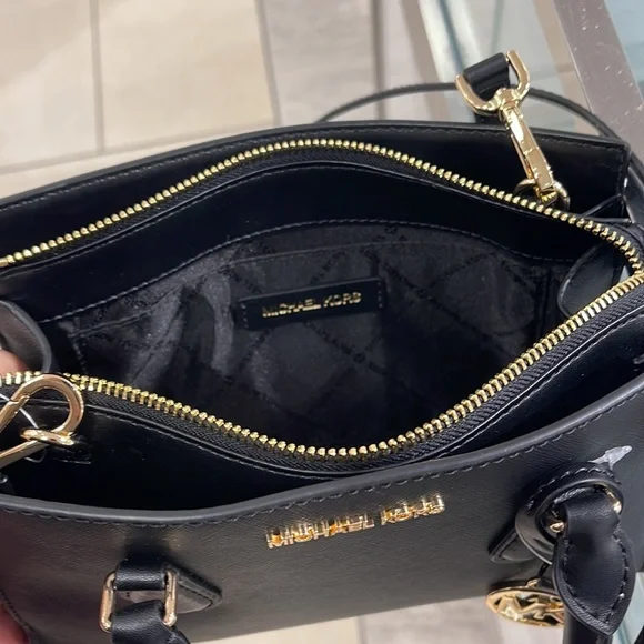 Michael Kors Sheila Small Center Zip Satchel Shoulder Crossbody Bag Non Leather - Picture 10 of 16